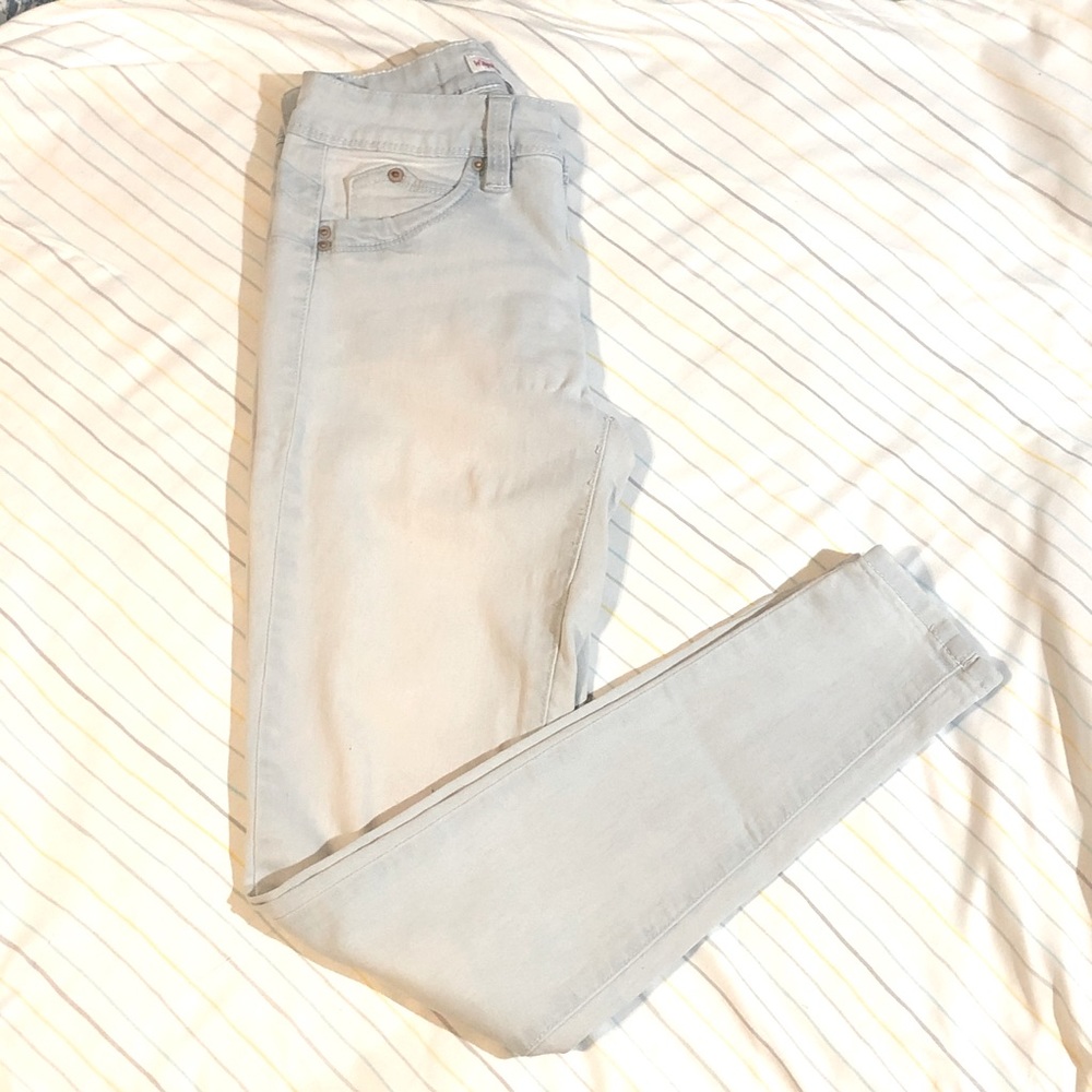 Light blue Jeans